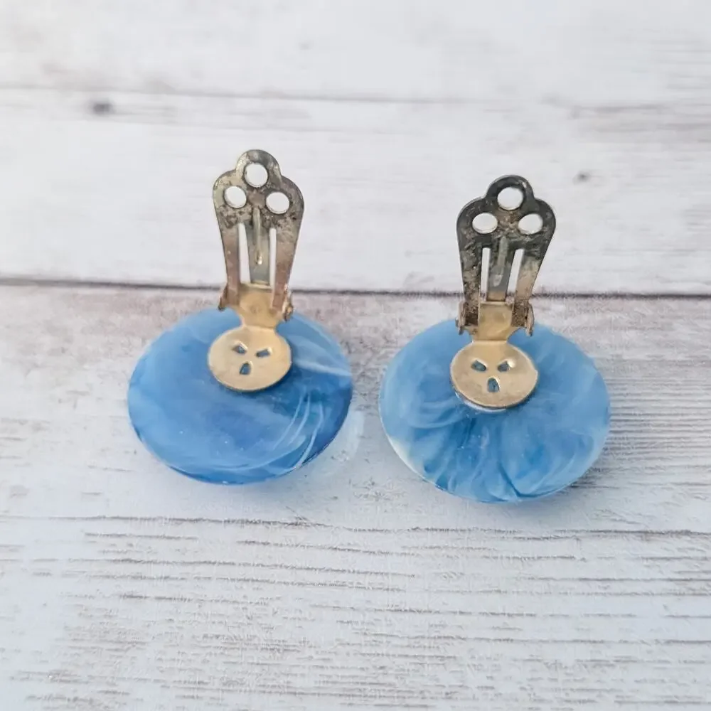 Vintage Clip On Earrings 1